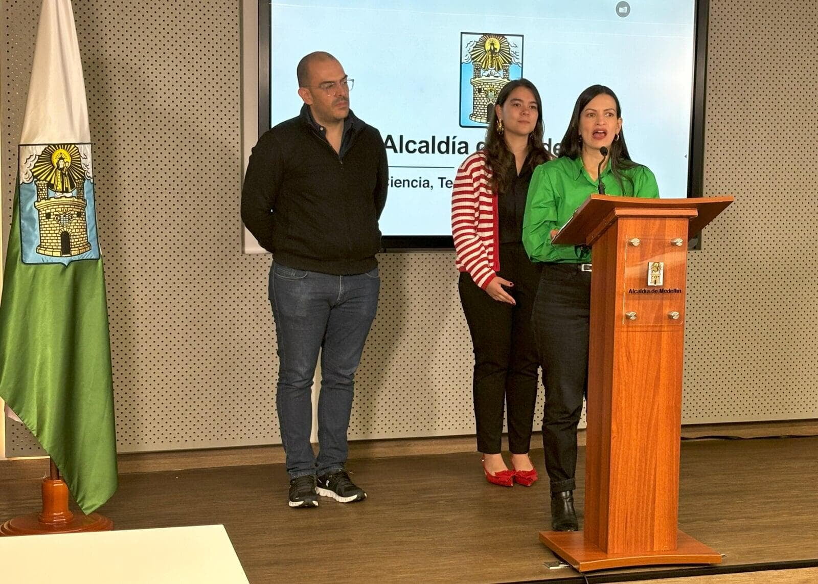 La Alcaldía de Medellín, la Gobernación de Antioquia y Fenalco Antioquia se unen para incentivar el comercio local